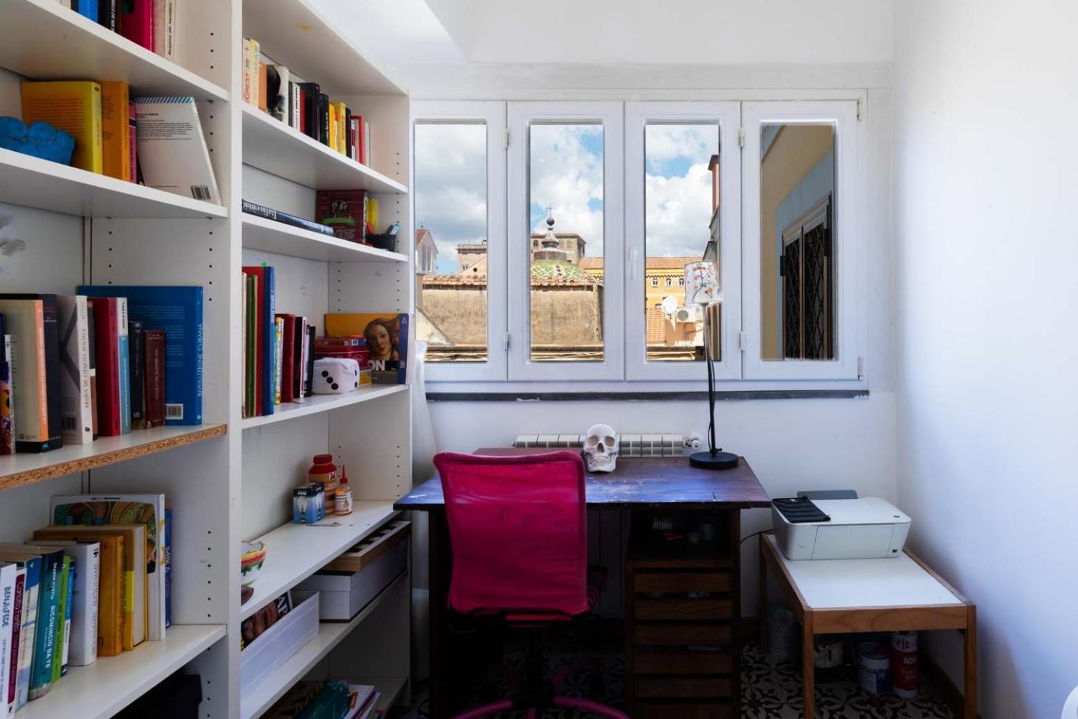 Spaccanapoli Casa Tre Santi *